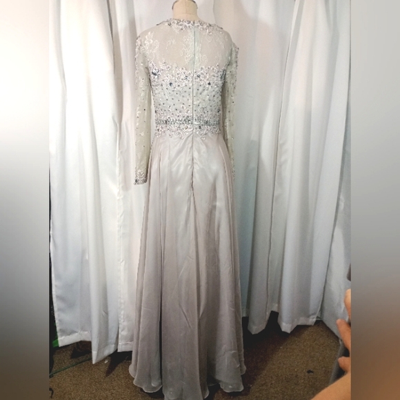 Long Sleeve Formal Lace Maxi Long Sleeve, Clear Jewels, Beads,Sequin, Pleated, 8 - Picture 6 of 16